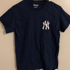 NY Yankees T shirt